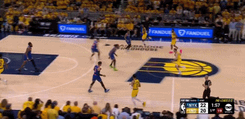 托布底角三分手起刀落！米切罗气喘吁吁 心有余而力不足?！